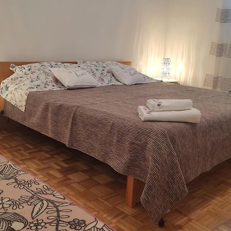 Apartment Irene Пула Екстериор снимка